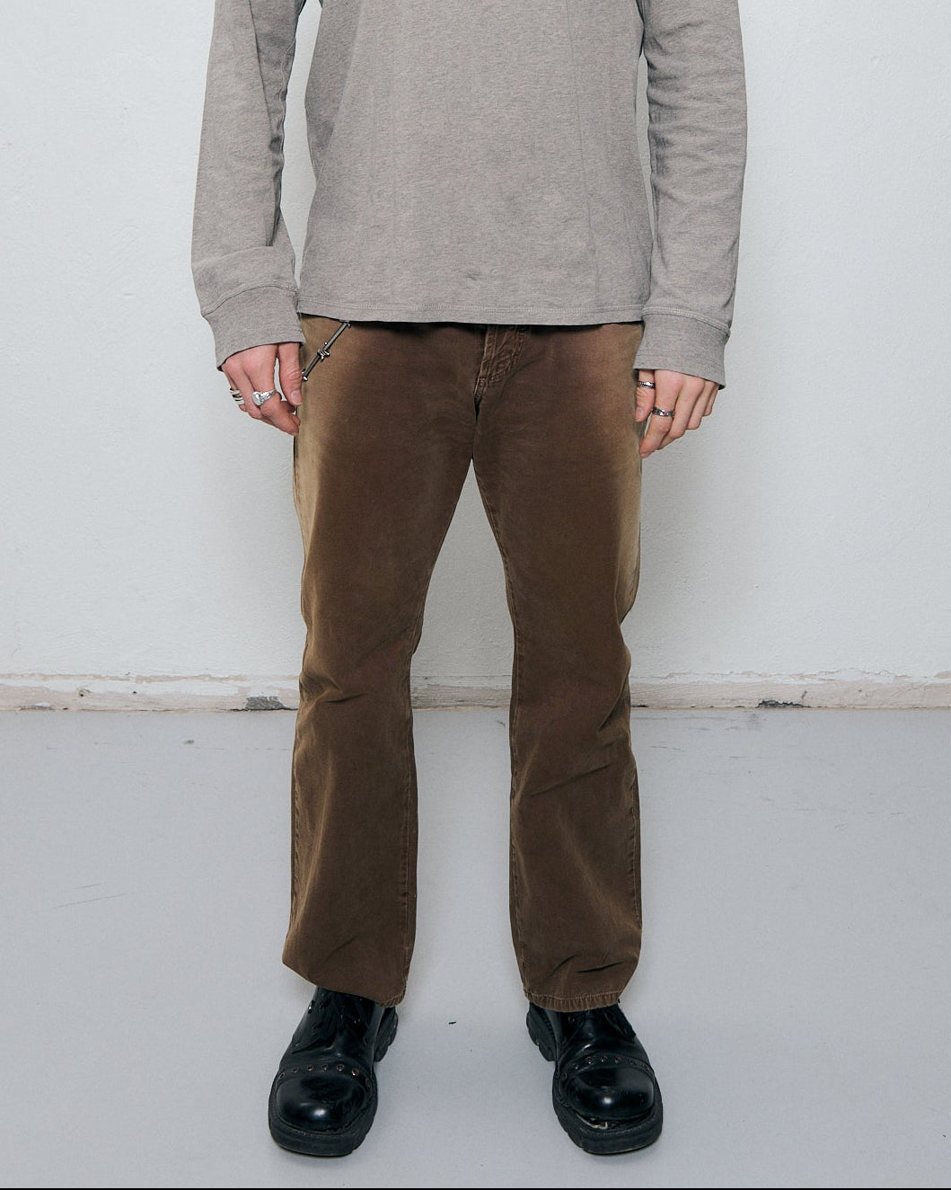 GANT low waist distressed straight jeans