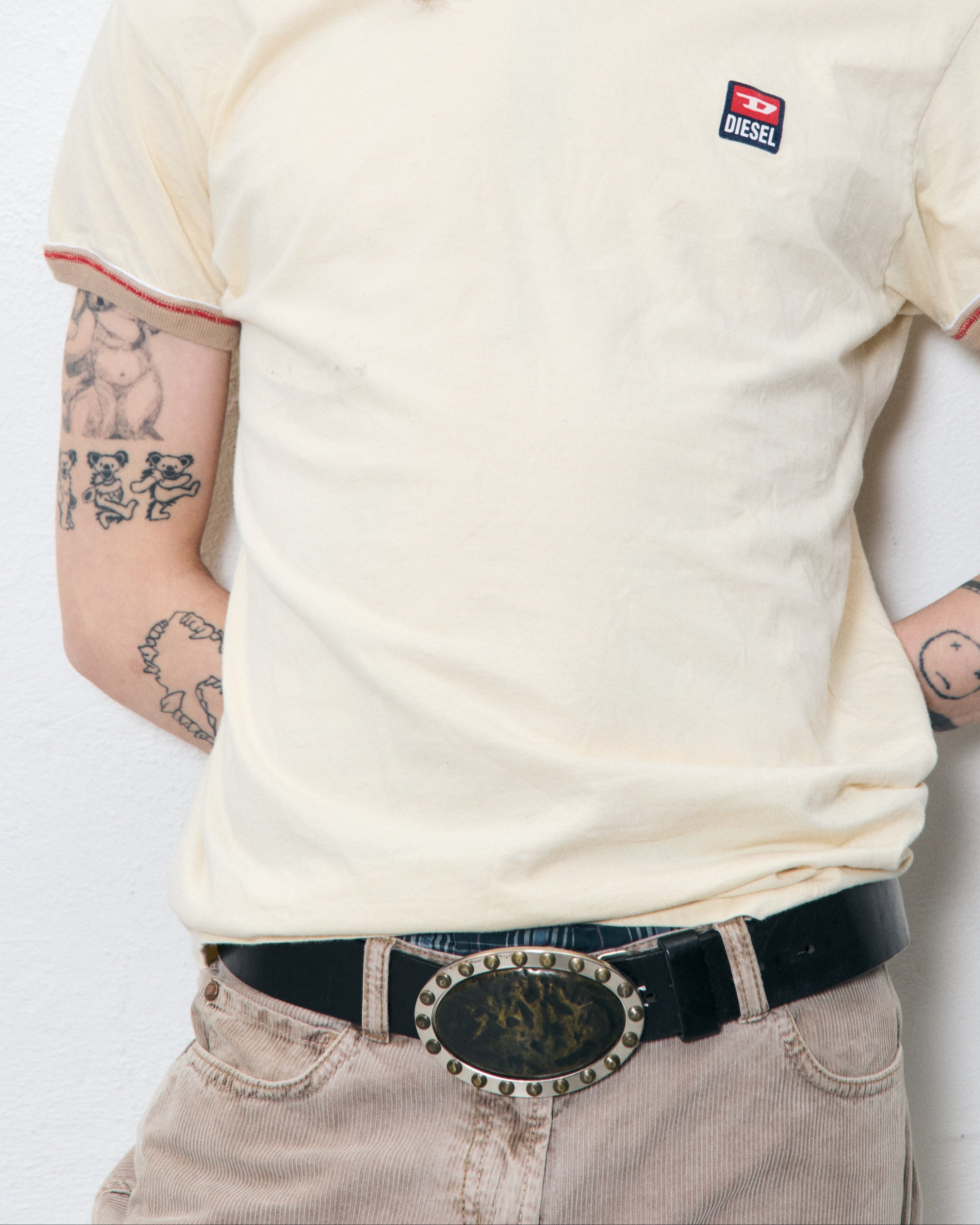 round cowboy buckle leather belt