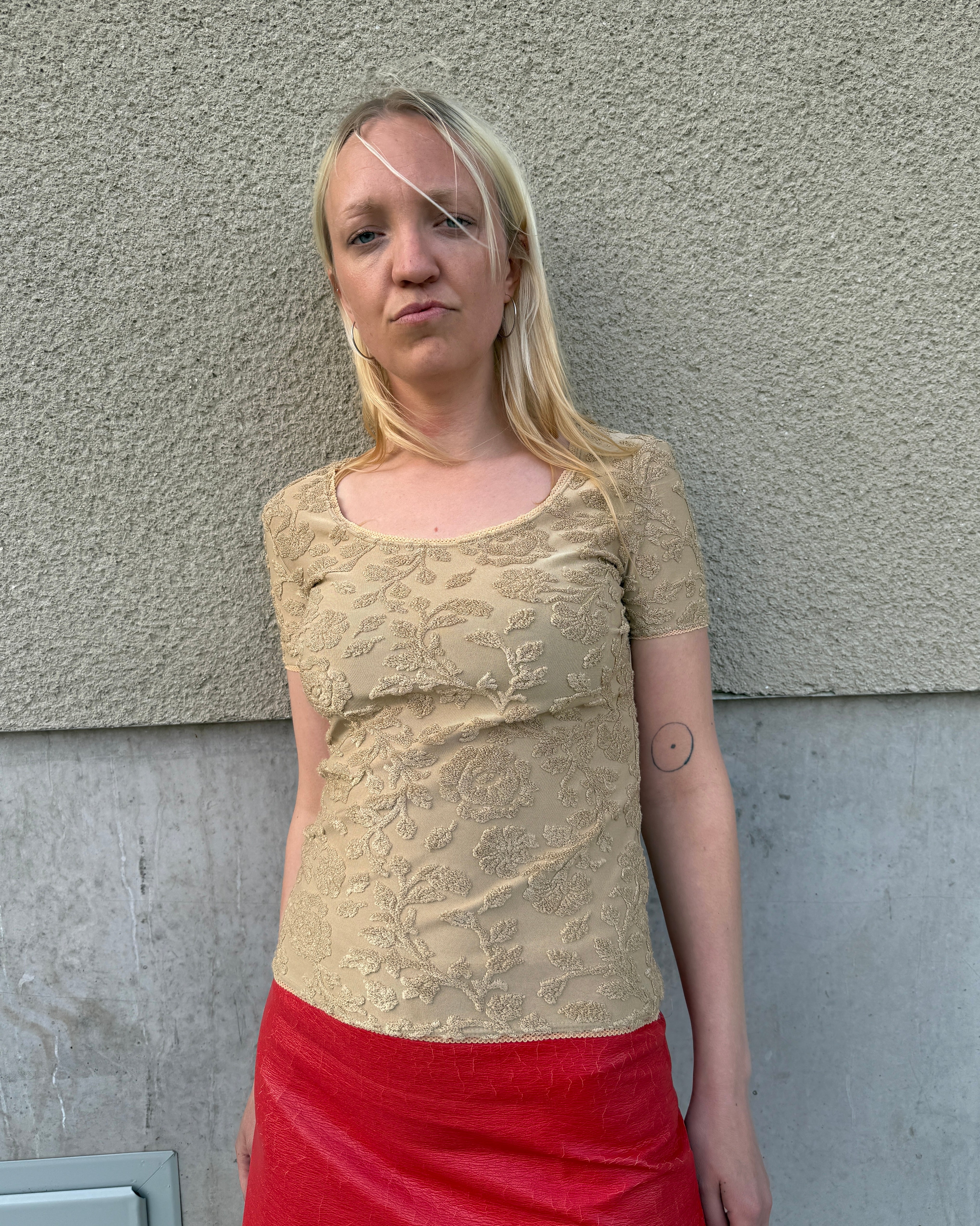 D&G baroque flower t-shirt – shapeshifter