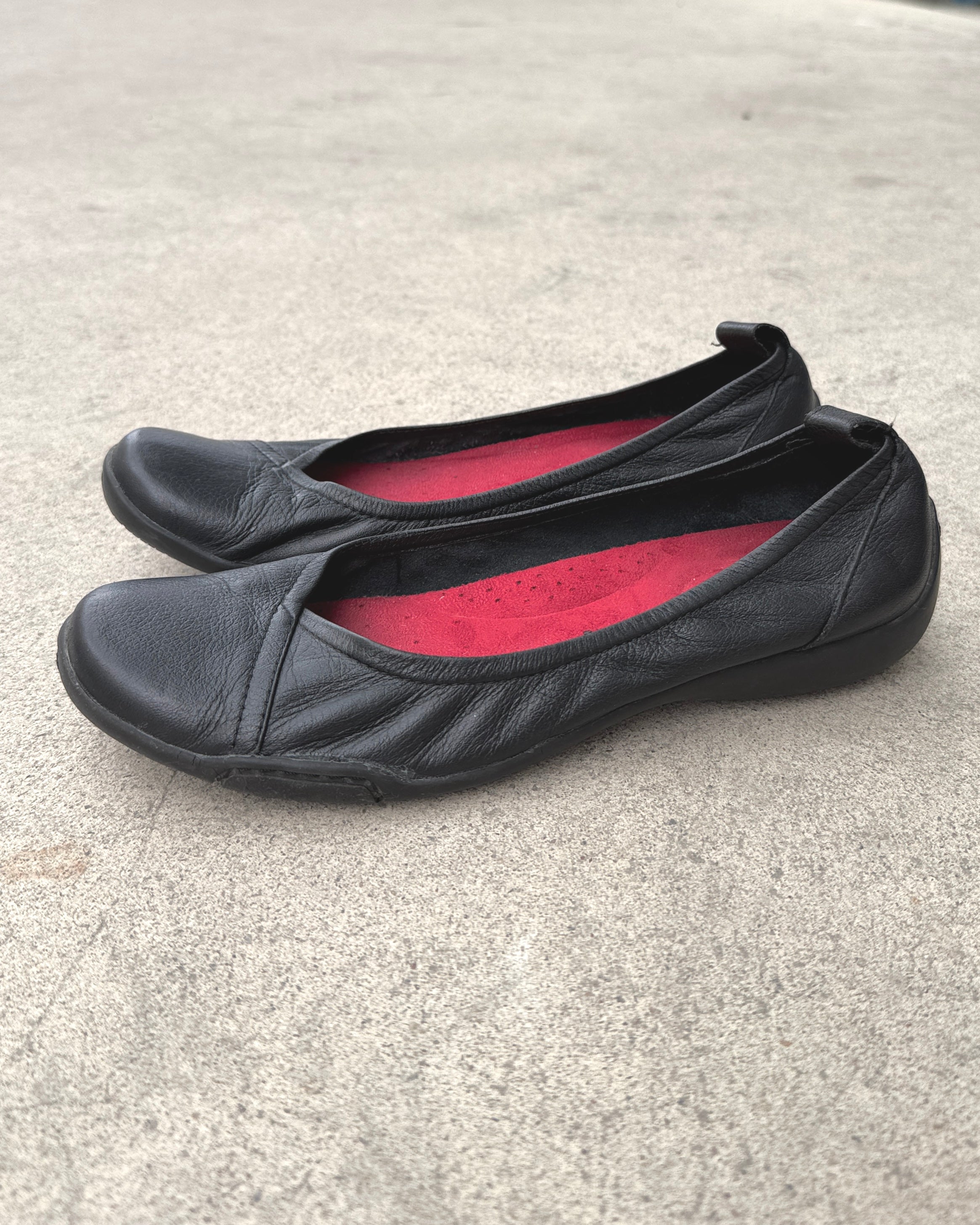 leather ballerina shoes