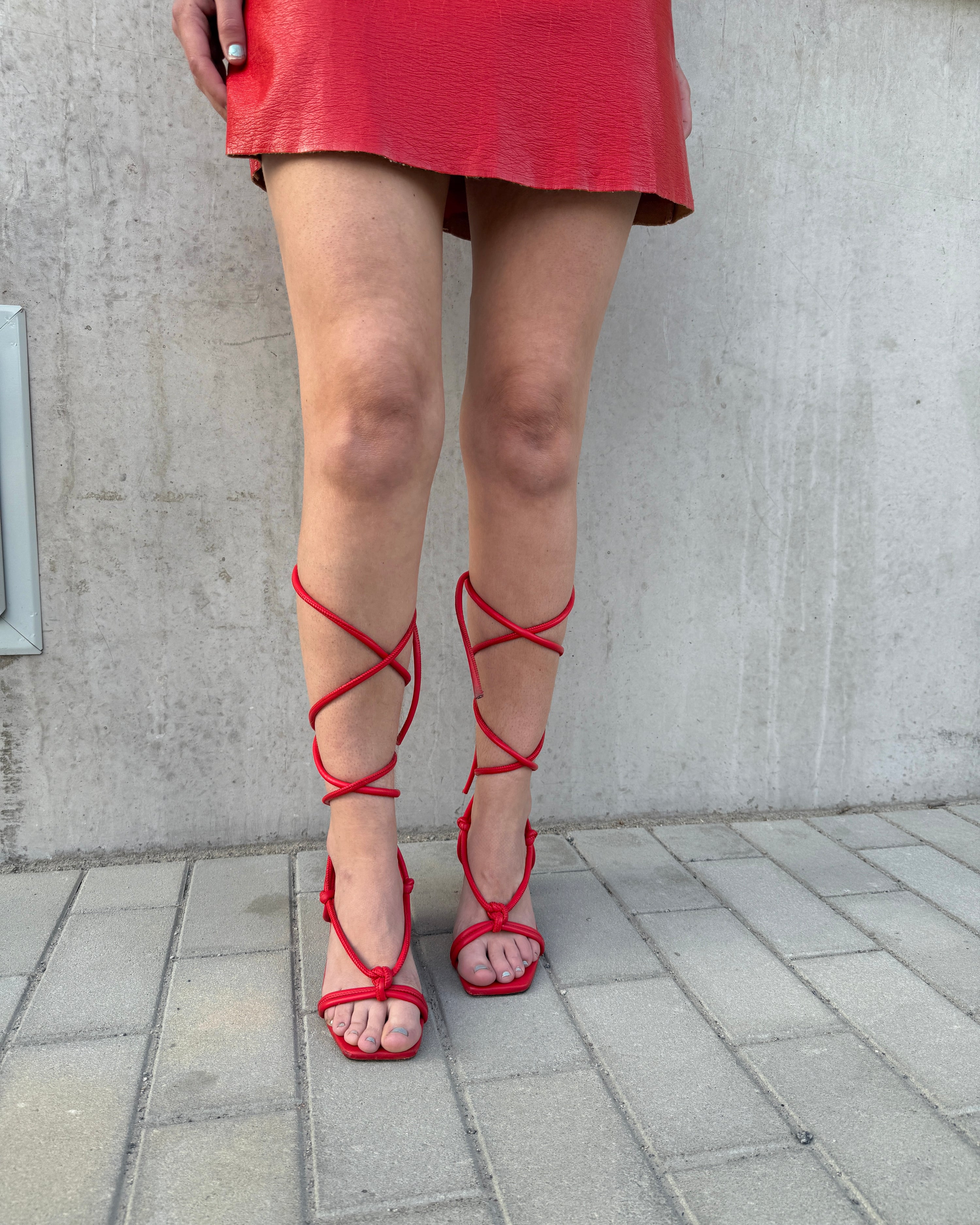 fat laces strappy sandals