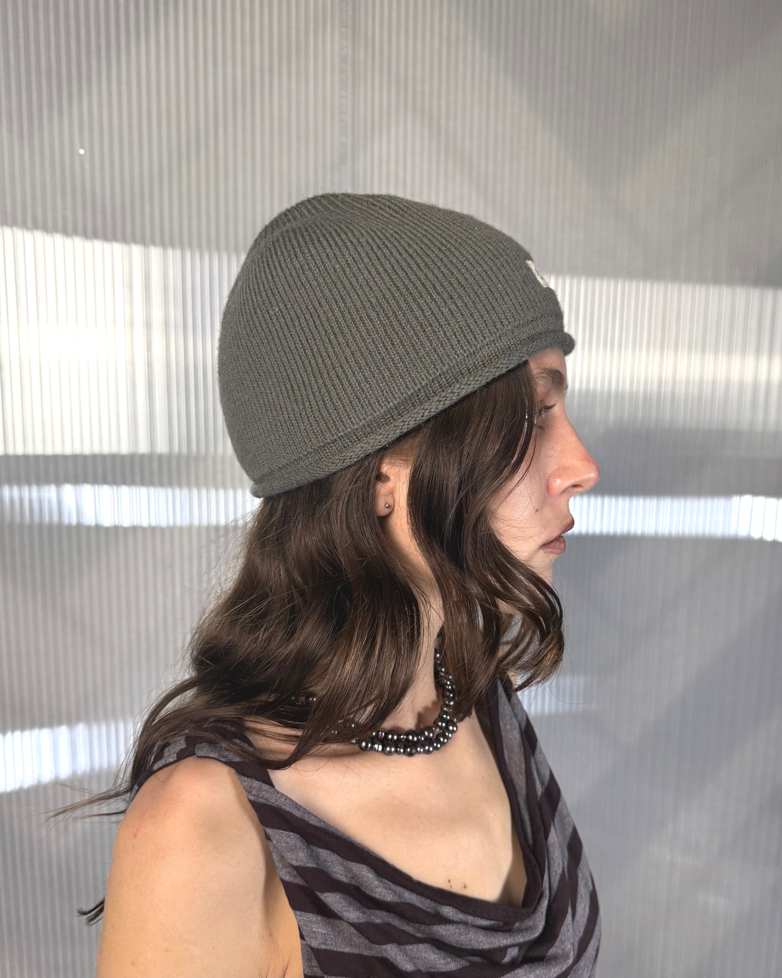 UMM wool blend short beanie