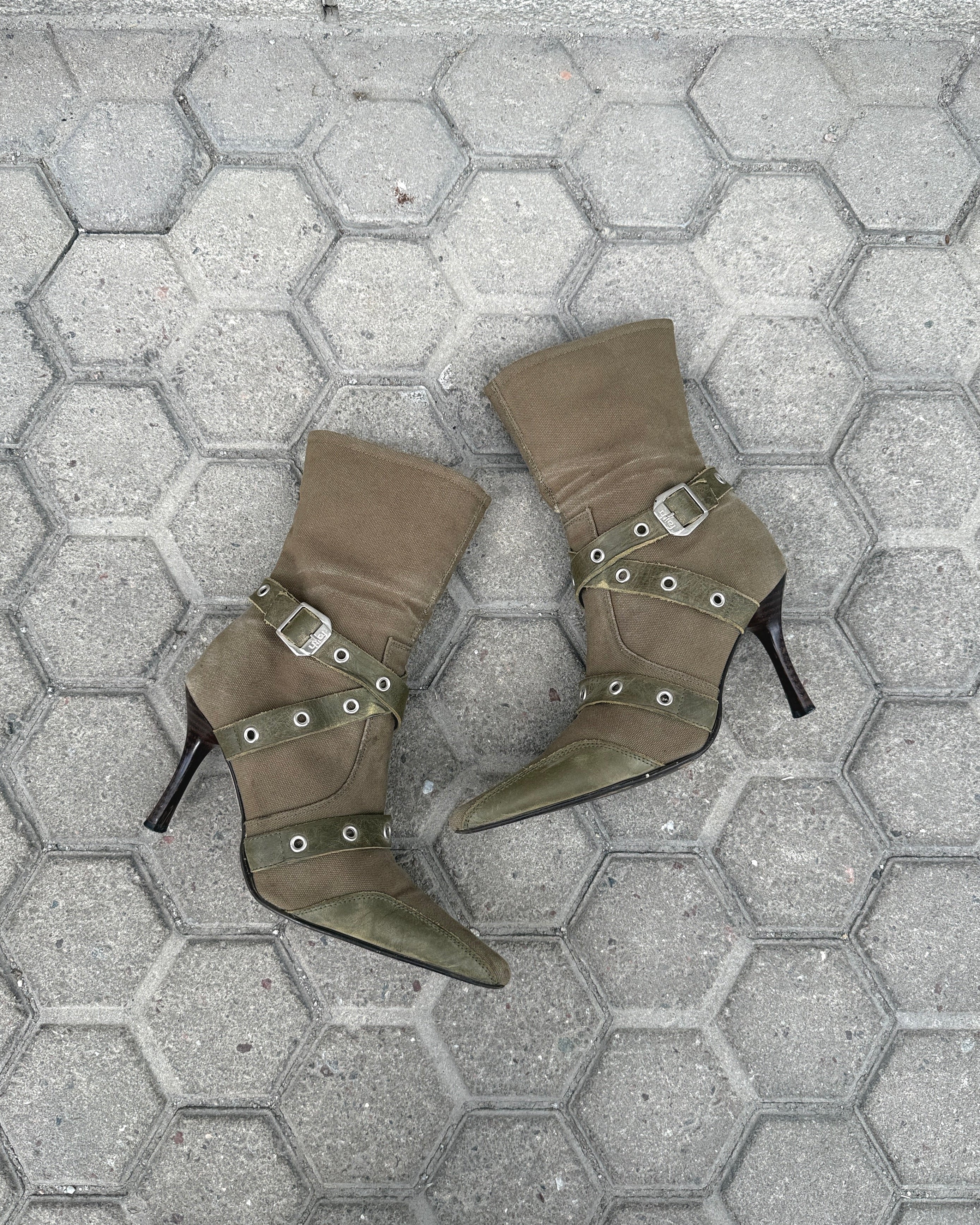 twill heeled ankle boots w leather straps