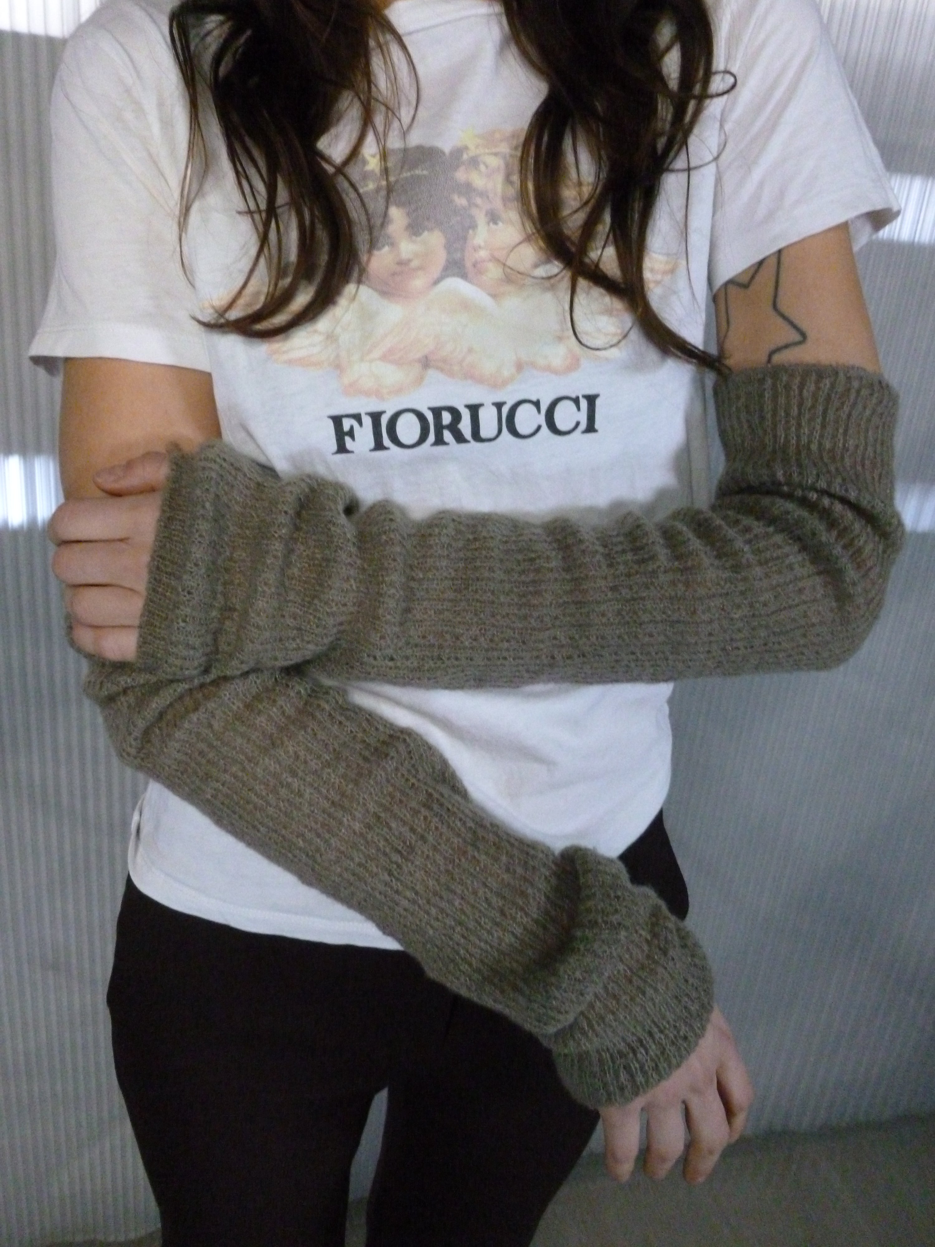 loose knitted long wristwarmers