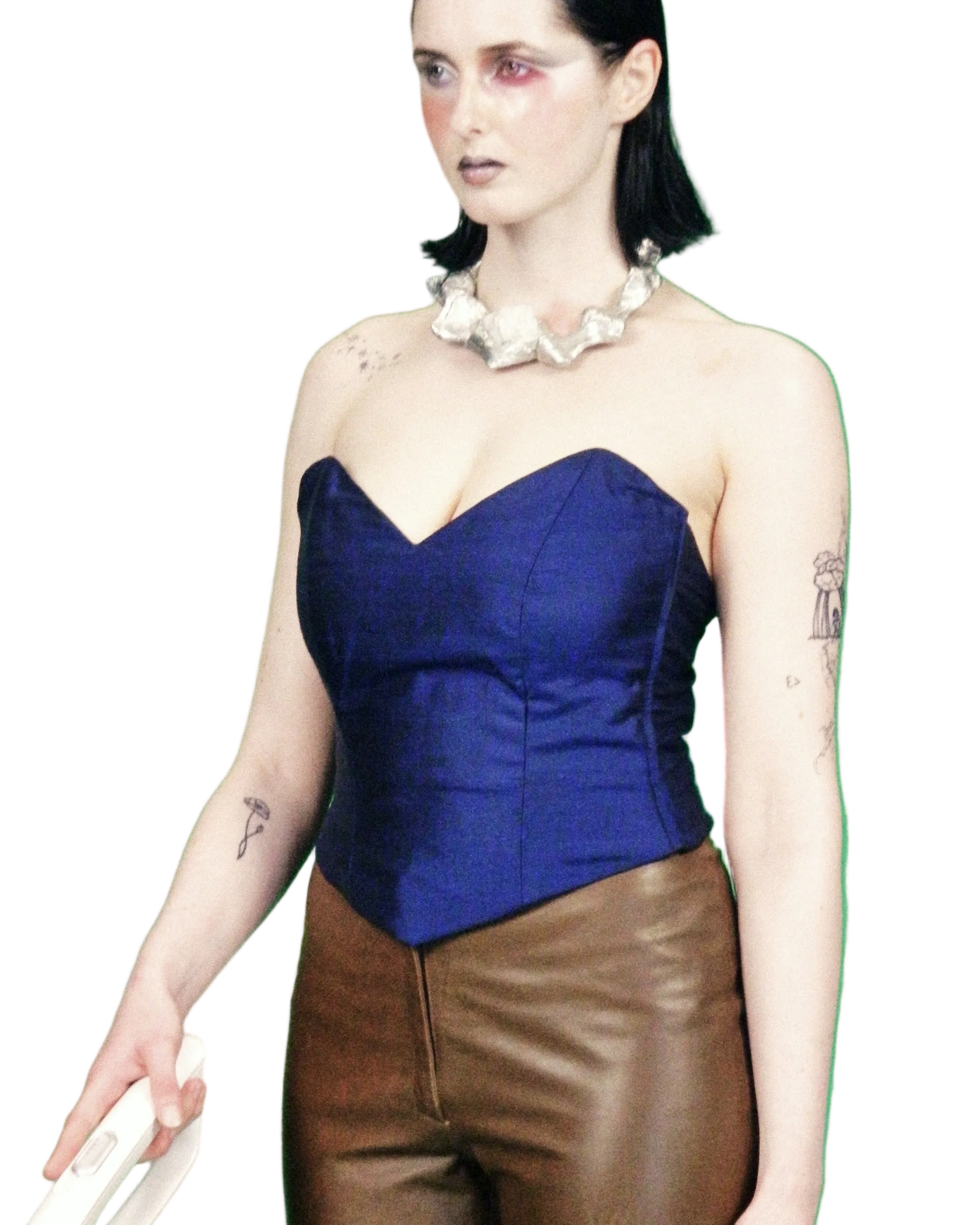 pointy bust silk clean corset