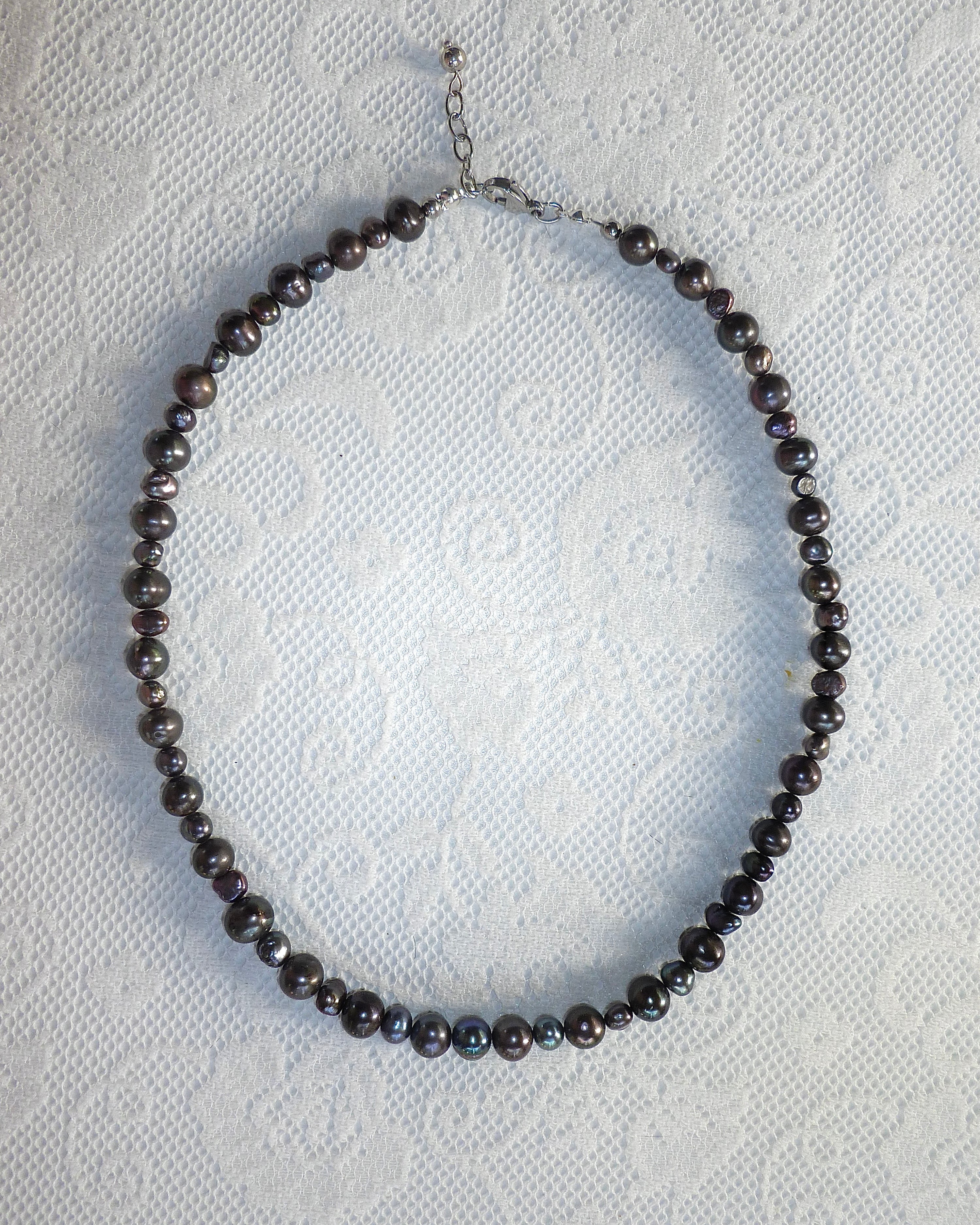 RE-MADE sweetwater iridescent small & big pearl necklace