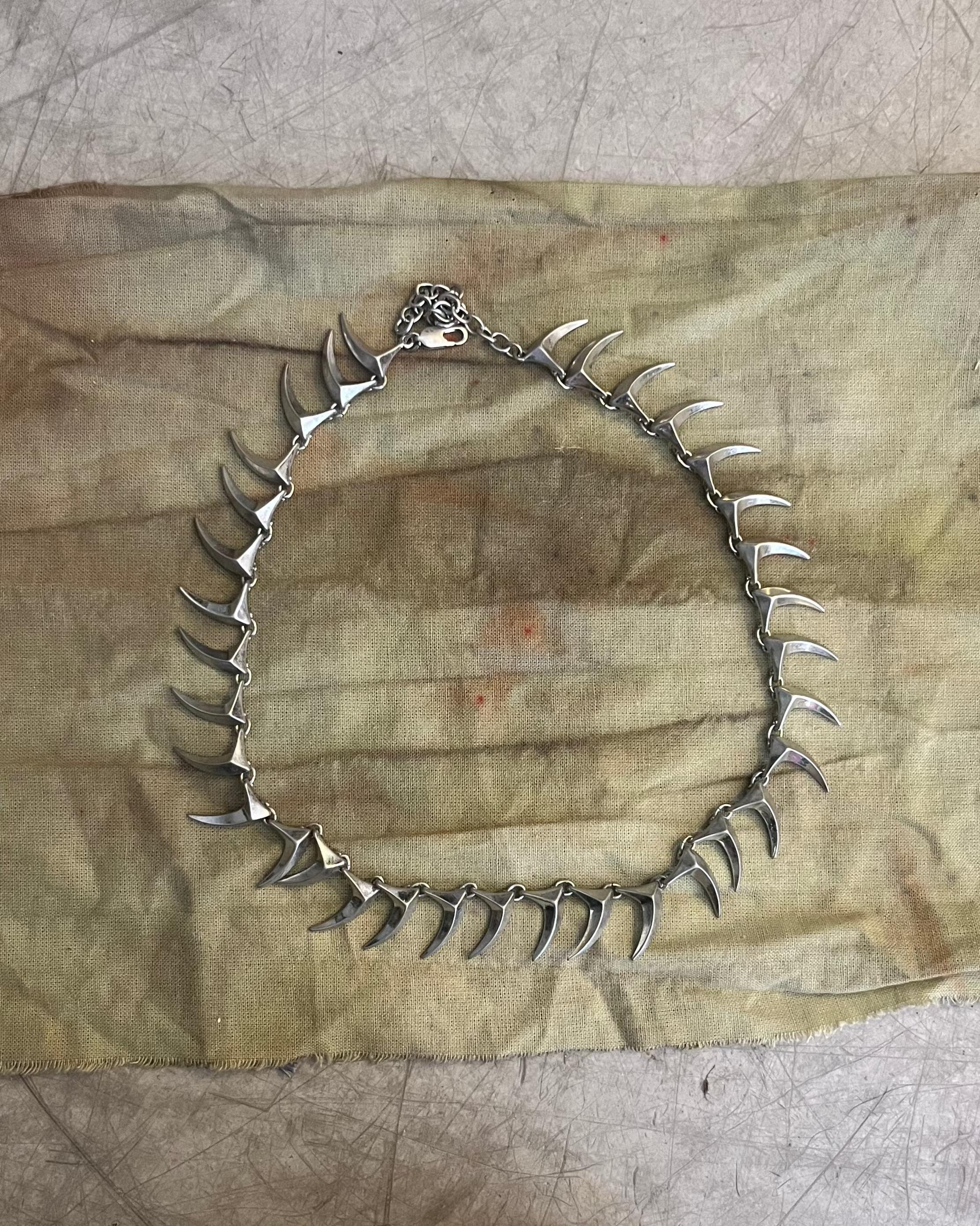 dragon teeth metal necklace