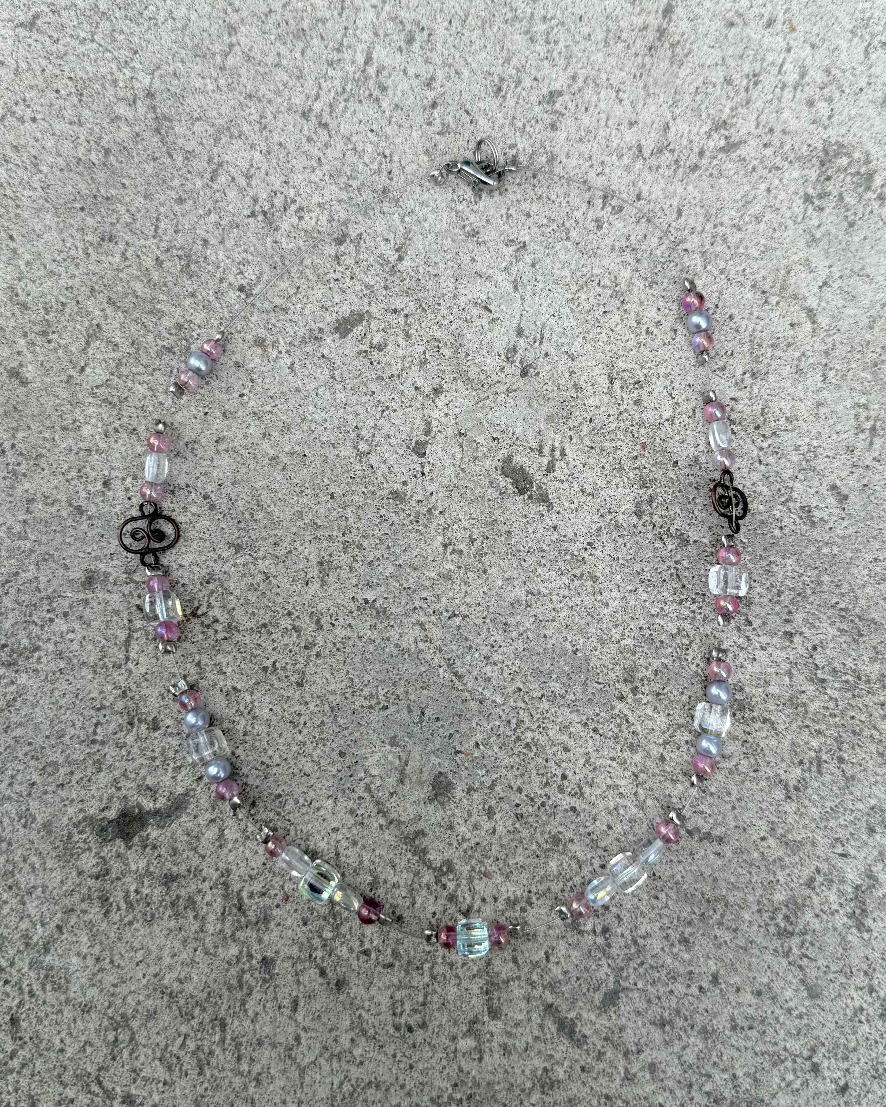 transparent & pink beads necklace